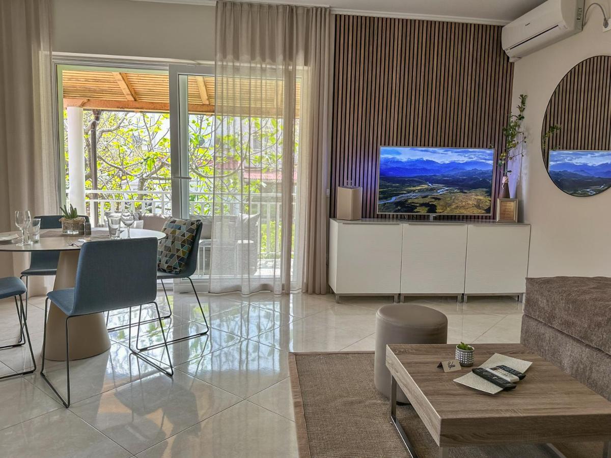 Apartment Baska Mit Poolarea - Krk, Kroatien Ngoại thất bức ảnh