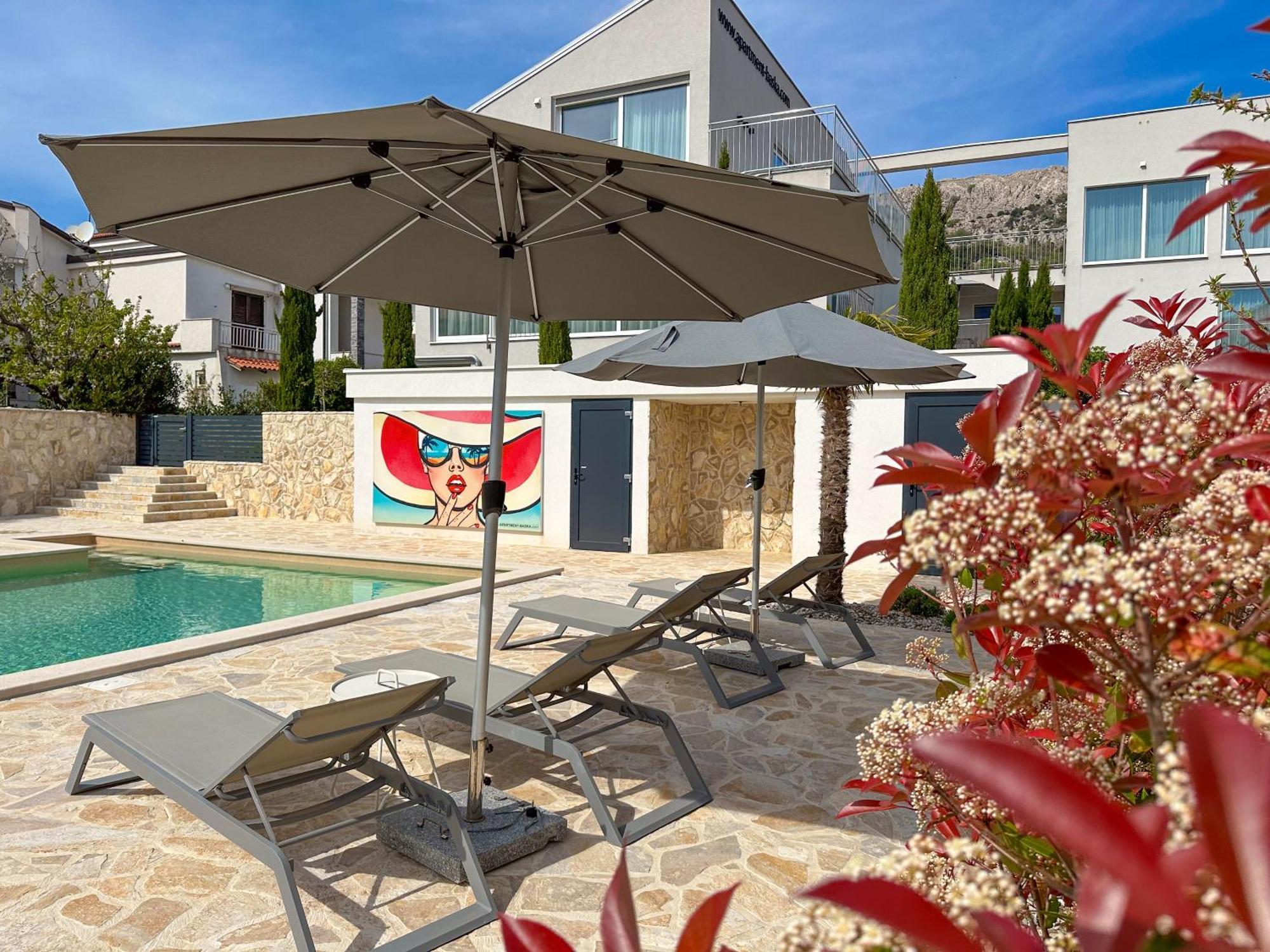 Apartment Baska Mit Poolarea - Krk, Kroatien Ngoại thất bức ảnh