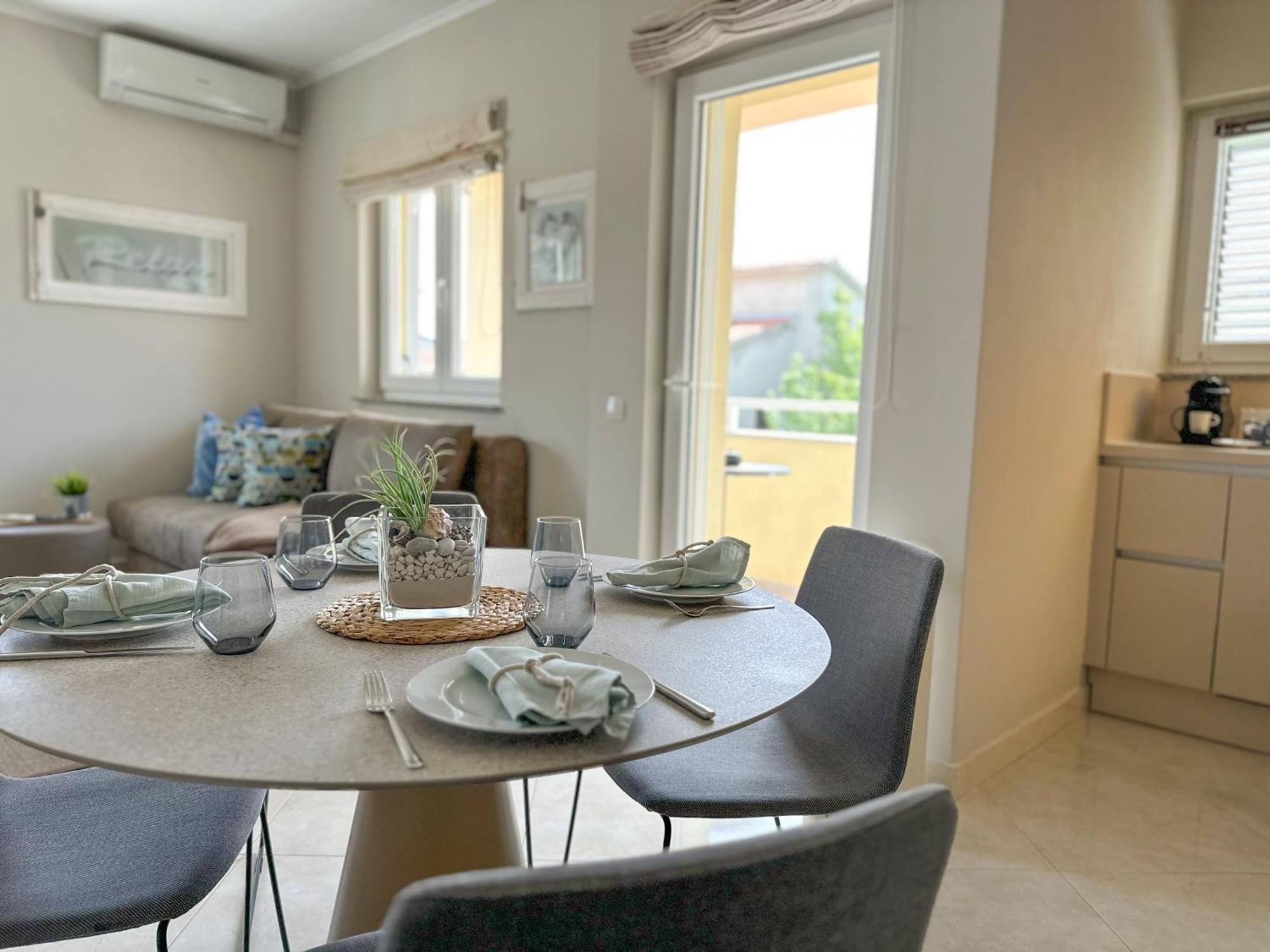 Apartment Baska Mit Poolarea - Krk, Kroatien Ngoại thất bức ảnh